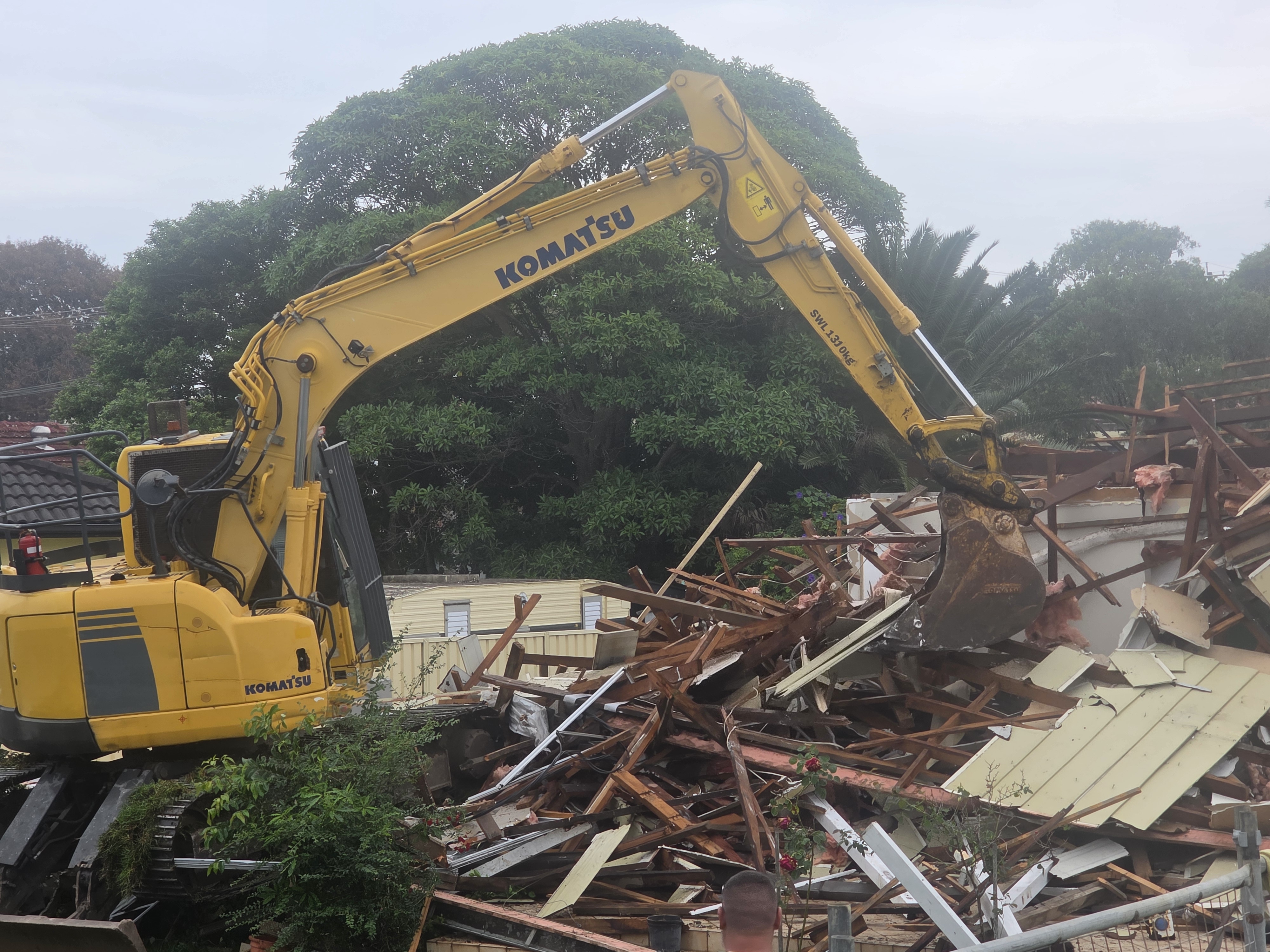 Residential demolition by Southern Tippers Excavation in Wollongong and the Illawarra